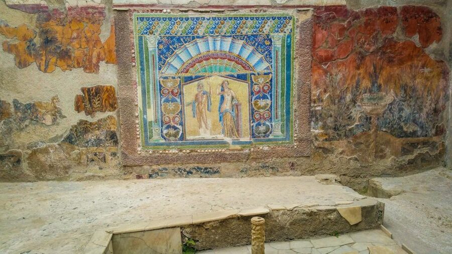2-Hour Private Tour of the Ruins of Herculaneum - Mosaic Floors, Neptune and Amphitrite, and the Store Wall Finds