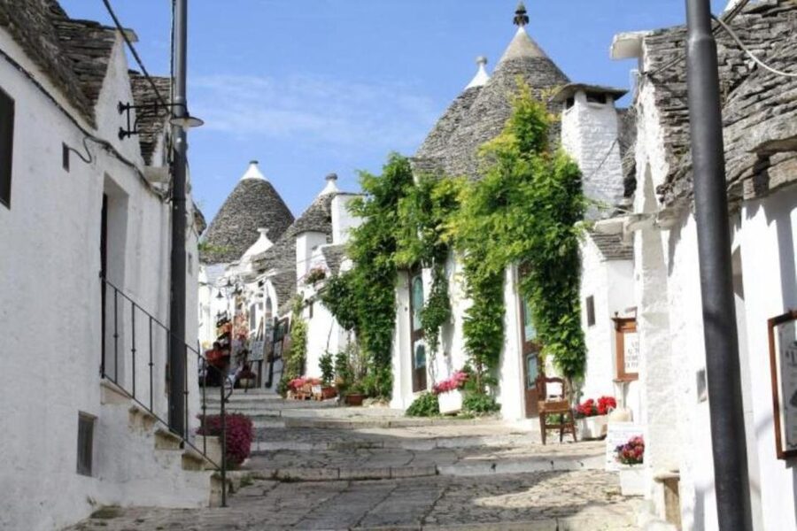 Alberobello: Full–Day Private Trulli Historical Tour - The UNESCO Streetscape, Where You Walk at Your Own Pace