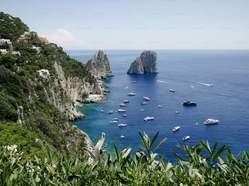 Amalfi: boat rental no license - Price and value for up to five people, plus the fuel reality