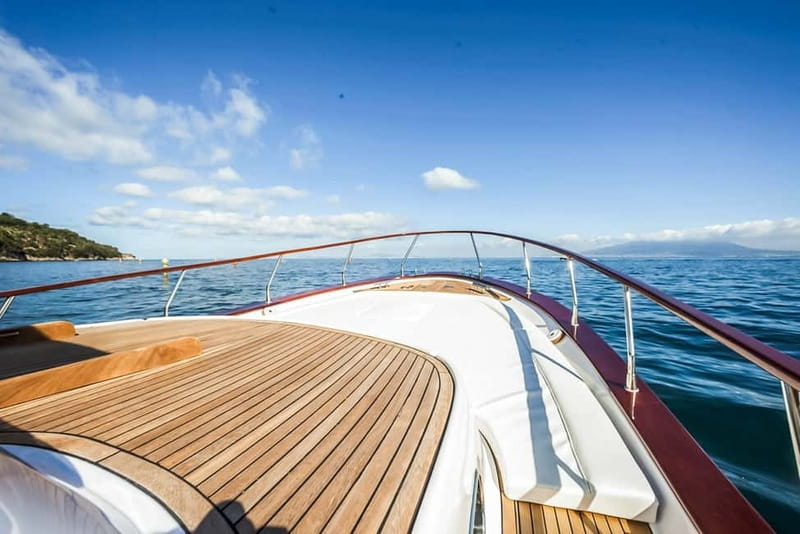 Amalfi Coast: Boat and Snorkeling Tour with Fruit & Drinks - Onboard Comfort, Gear, and What to Bring for a Smooth Swim Day