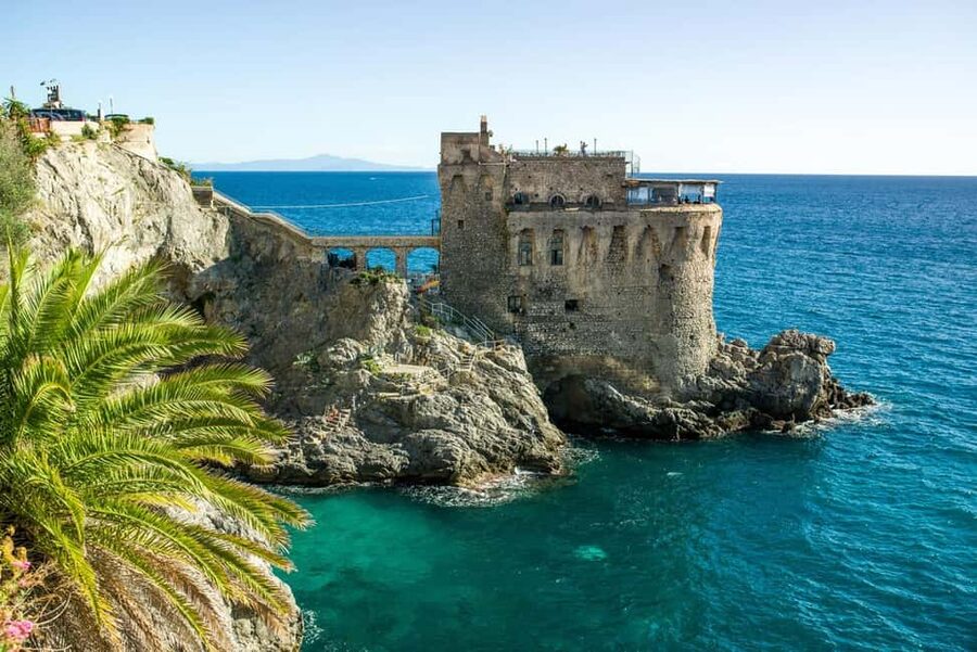 Amalfi Coast by Train & Ferry with Smart Digital Guide - Meeting at Napoli Centrale: what you get from inStazione
