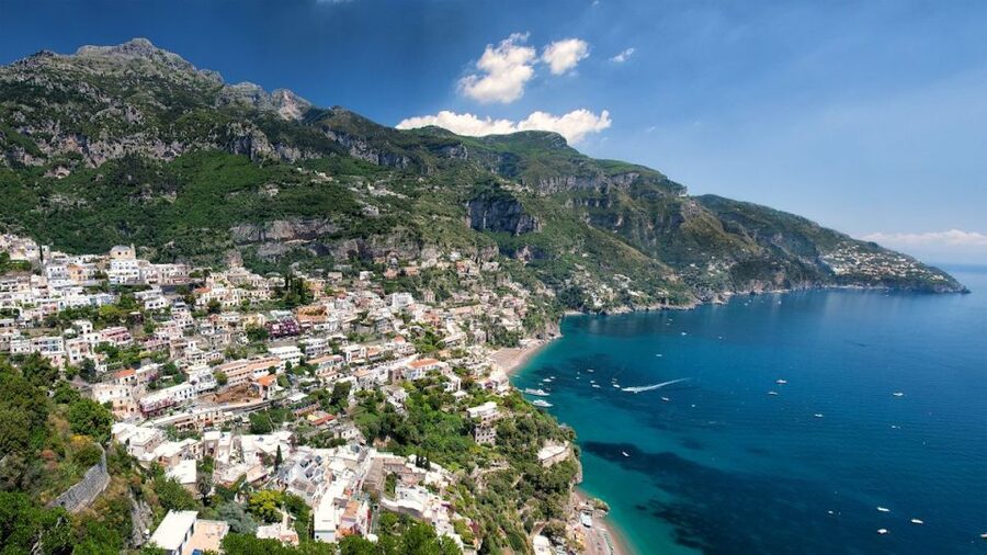Amalfi Coast by Vintage Fiat 500 or 600 - Positano: where the photos meet coffee and shopping time