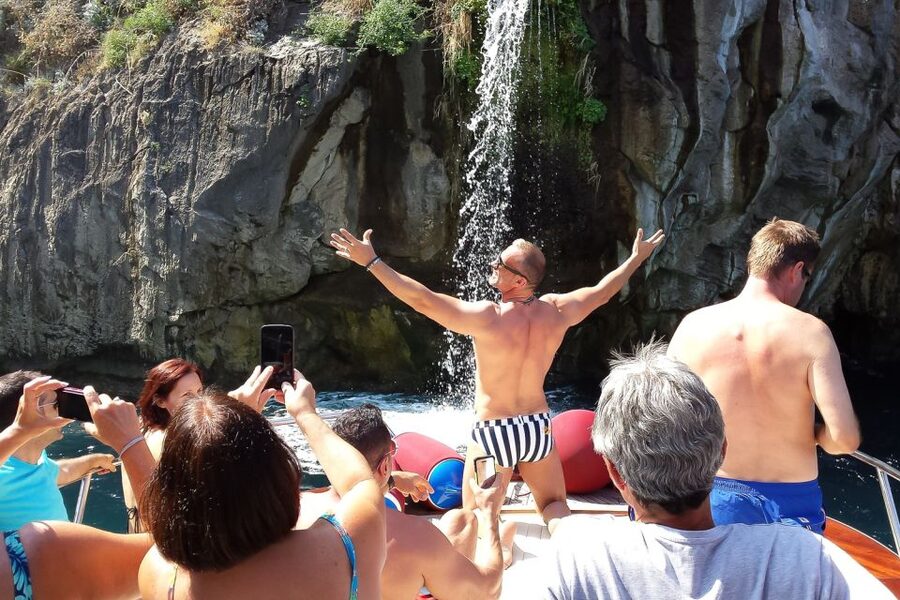 Amalfi Coast: Full-Day Cruise from Sorrento - Positano at your pace: how to use 1.5 hours well