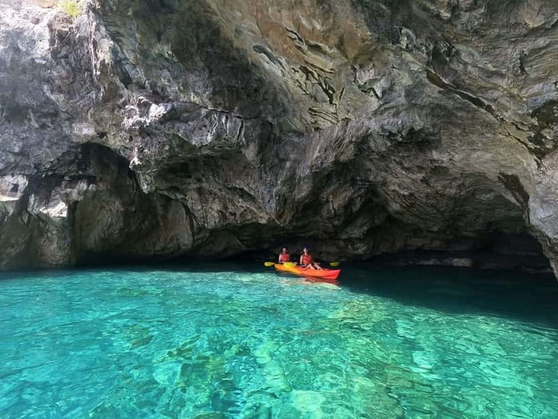 Amalfi Coast: Kayak & Snorkeling tour, sea caves and beach - What’s included in your gear (and why it matters)