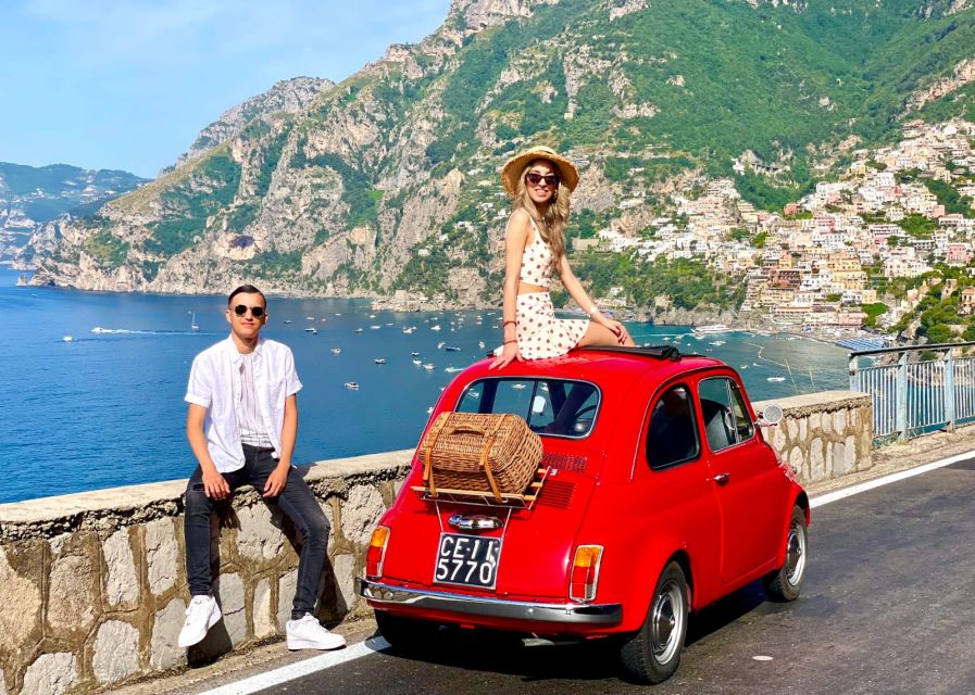Amalfi Coast: Photo Tour with a Vintage Fiat 500 - How to dress for photos in a coastal style that actually works