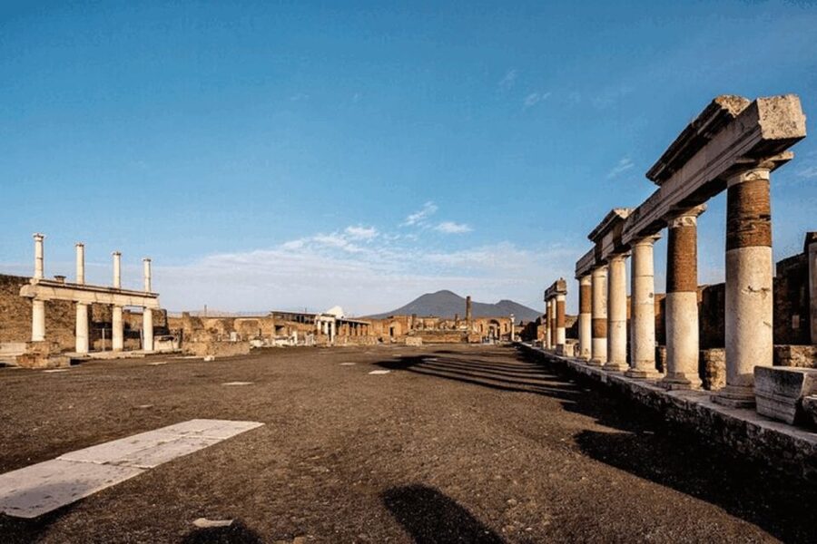 Amalfi Coast: Pompeii Guided Tour with Skip-the-Line Entry - A Guided Walk Through Streets, Temples, Shops, and Houses