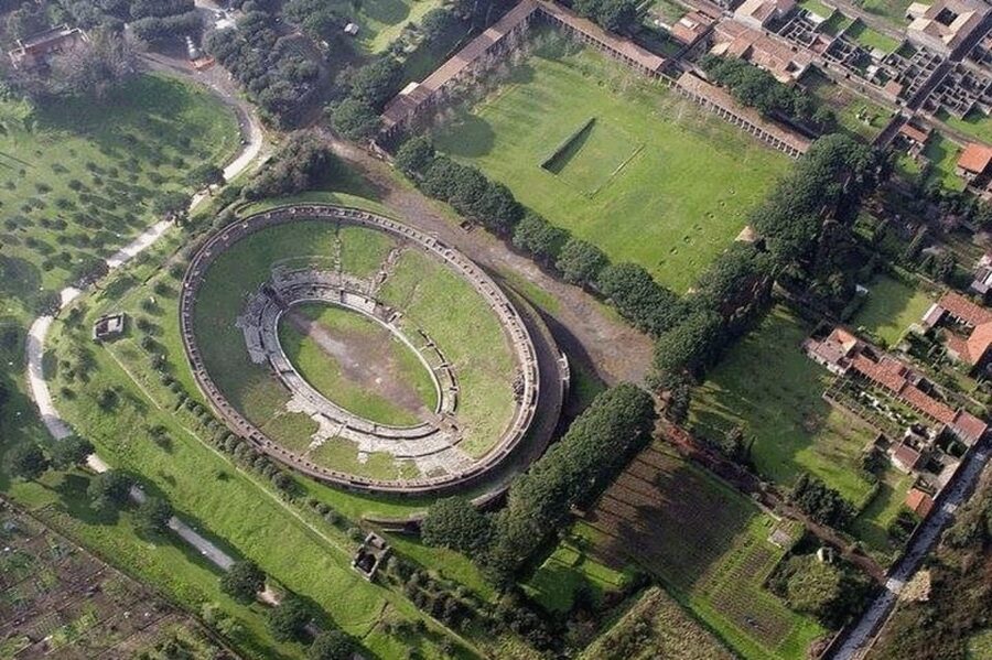 Amalfi Coast: Pompeii Guided Tour with Skip-the-Line Entry - The Bus Ride: Comfortable, Scenic, and Actually Useful
