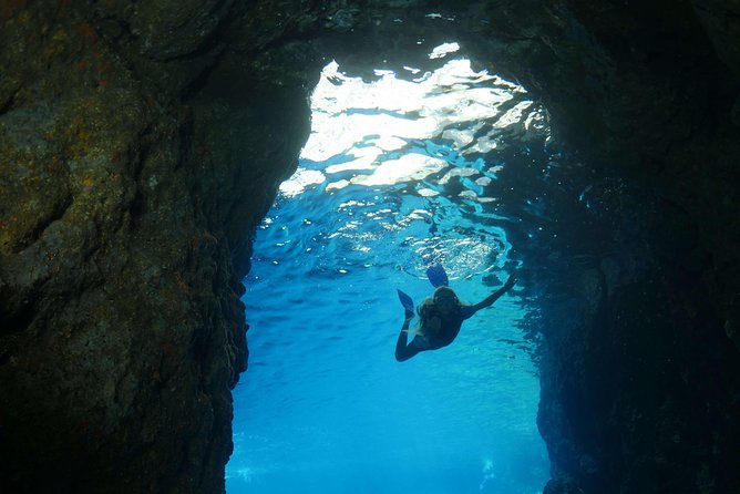 Amalfi Coast & Positano: Boat Tour with Snorkeling & Drinks - Amalfi coastline pass: grotto views, watchtowers, and Arc of Lovers time