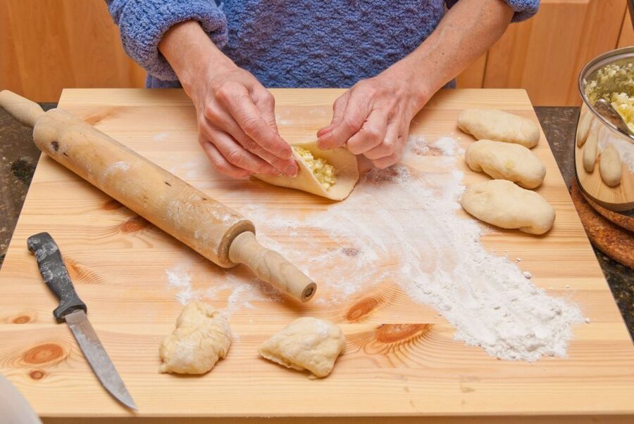 Amalfi: Cooking Class and Farmhouse Visit With Meal - Cooking class format, what you really do during the session