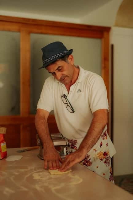 Amalfi: Cooking Class with Pasta, Mozzarella, and Tiramisù - Fresh Tagliatelle From Dough to Noodles