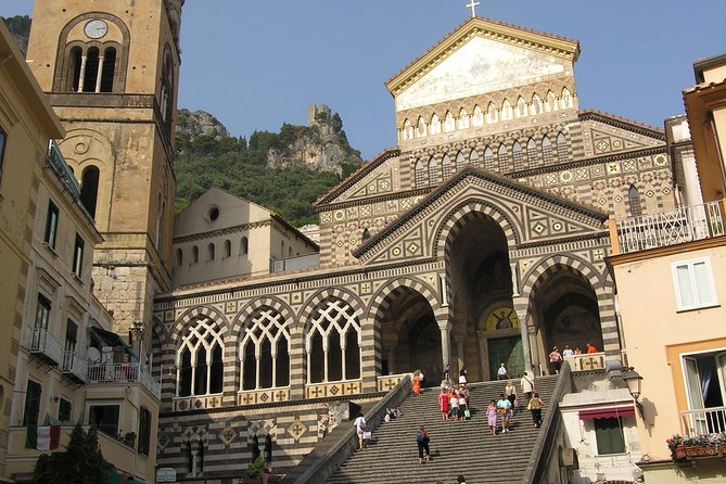 Amalfi Drive - Day Trip from Naples - The Positano terrace stop: quick wow, big photos