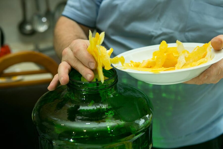 Amalfi: Limoncello Factory Guided Visit with Tastings - Starting at Antichi Sapori dAmalfi, next to Deutsche Bank