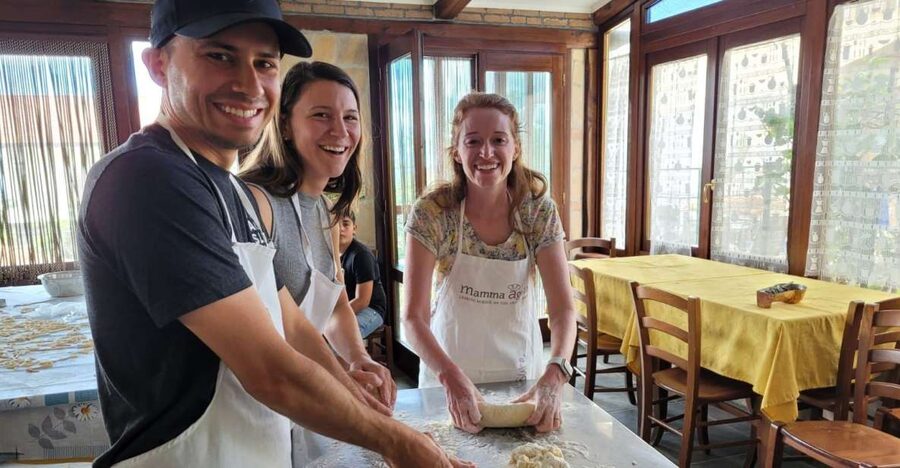 Amalfi: Make tagliatelle, mozzarella and tiramisù - Exploring the garden and meeting the animals before you cook