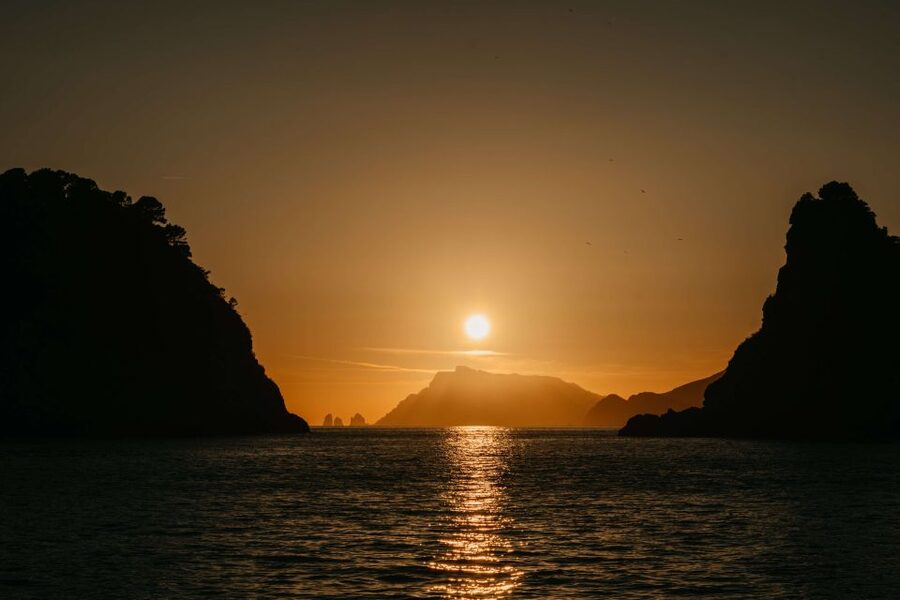 Amalfi: Sunset Boat Tour with Fruit and Drinks - The Praiano Break: Swimming Time and a Proper Aperitif Moment