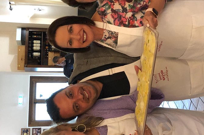 Amazing Pizza and Pasta Class at Savio’s kitchen cooking school - Wine, food volume, and what to watch for