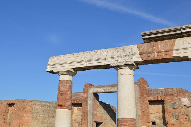 Ancient Pompei in the afternoon - Your guided walk from Gymnasium to the Forum