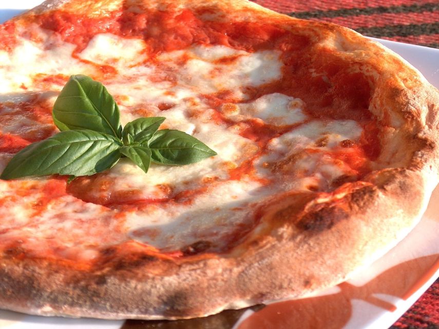Authentic Neapolitan Pizza Lesson - The Early Lesson Portion: History and Techniques First