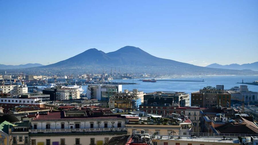 Best of Naples: Private Walking Tour with a Local - Pizza intel, and how to turn tips into real meals