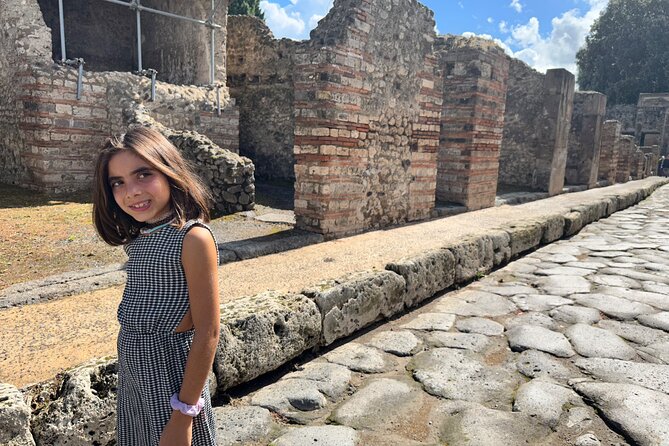 Best Pompeii Private Tour from Naples Port or Hotel Pick Up - Pompeii Archaeological Park in 2 hours: your best “first lap”