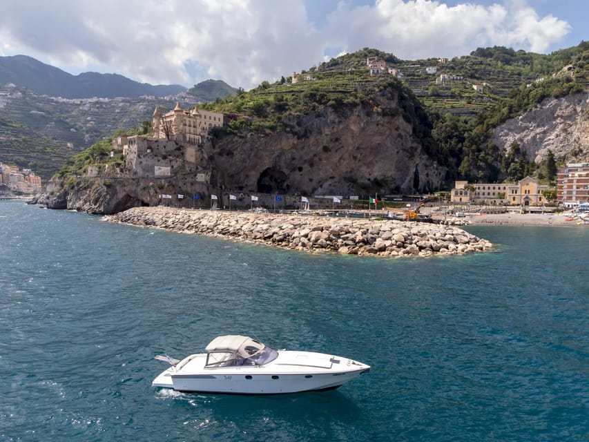 Boat tour Amalfi Coast - Capri - Positano - Sunset - Capri and the sea caves: Faraglioni plus the Emerald Grotto option