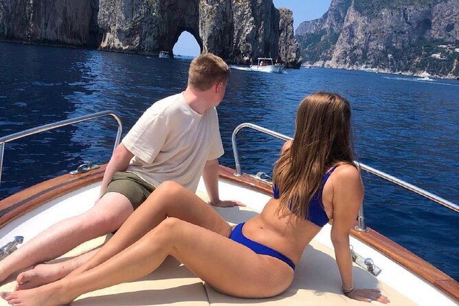 Boat Tour of the Caves on the Island of Capri - Spiaggia di Marina Piccola: Exclusive Bay Views Plus an Aperitif