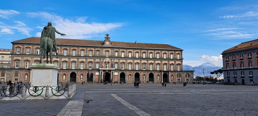 Bourbon Naples: Exclusive guide and Royal Palace pass - Naples Power Core To Royal Grandeur: Why This Route Works