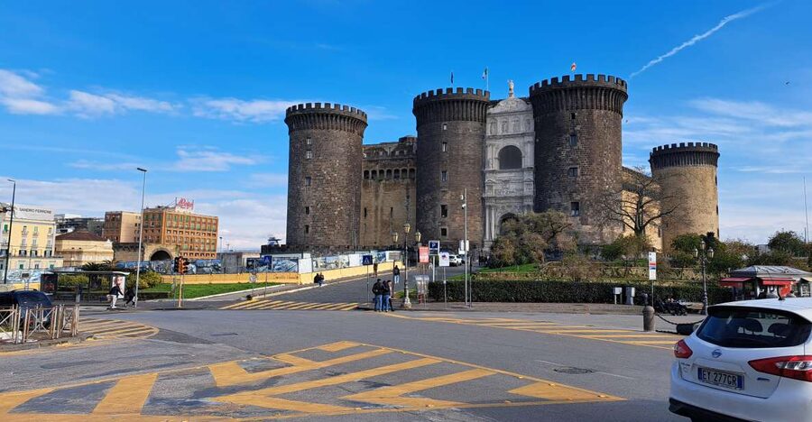 Bourbon Naples: Exclusive guide and Royal Palace pass - Piazza Municipio To Maschio Angioino: Medieval Power in Plain Sight