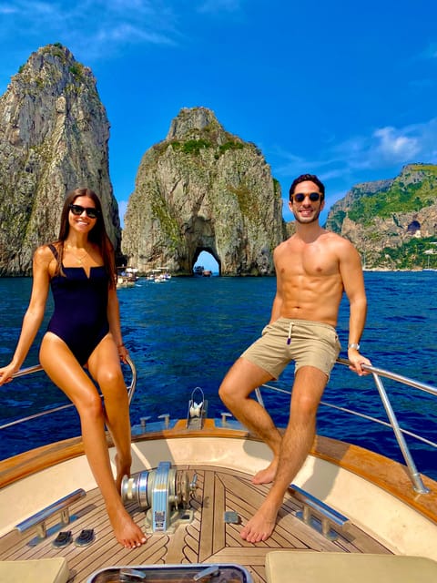 Capri: 2-hour boat tour of the caves and stacks - Where the Meeting Point Can Trip You Up