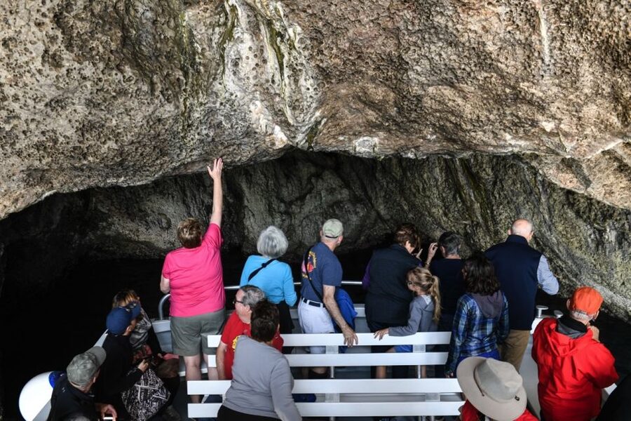 Capri and Anacapri: Sea and City Sightseeing Tour - Boat time: grottoes, Faraglioni, and that “I get it now” coastline view