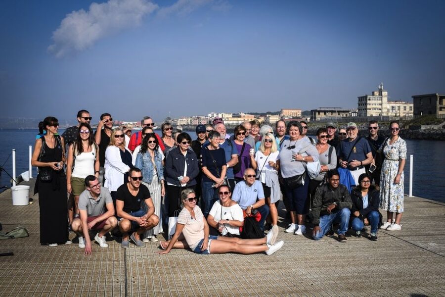 Capri and Anacapri: Sea and City Sightseeing Tour - Capri walking tour: Piazzetta, Augustus Gardens, and real island rhythm