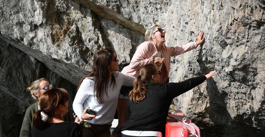 Capri and Anacapri: Sea and City Sightseeing Tour - Anacapri guided time, then free time for pacing