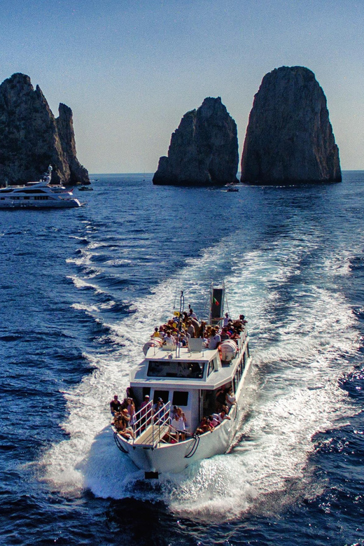 CAPRI CLASSIC BOAT TOUR - Marina Grande: your 5 hours to explore Capri at your own pace
