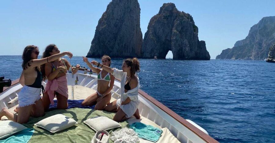 Capri: Island and Grottos Boat Cruise with Snacks and Drinks - Marina Grande Meeting Point: Getting Started at HP Travel