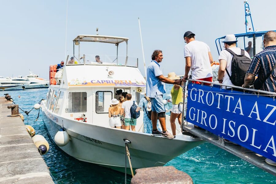 Capri: Island Boat Tour and Optional Blue Grotto Visit - The departure flow: how the two hours usually work in real life