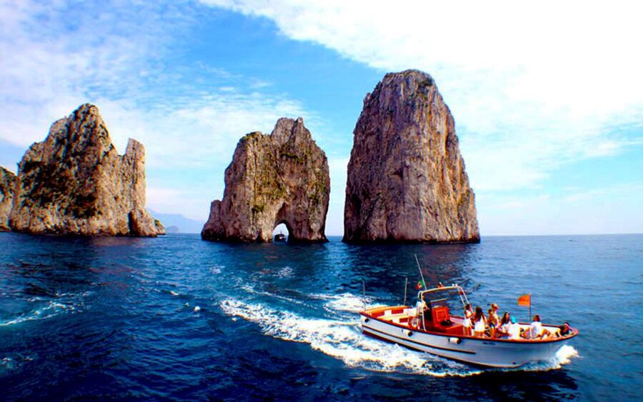 Capri: Island Boat Tour with Blue Grotto Stop - Blue Grotto stop, how it works and why queues matter