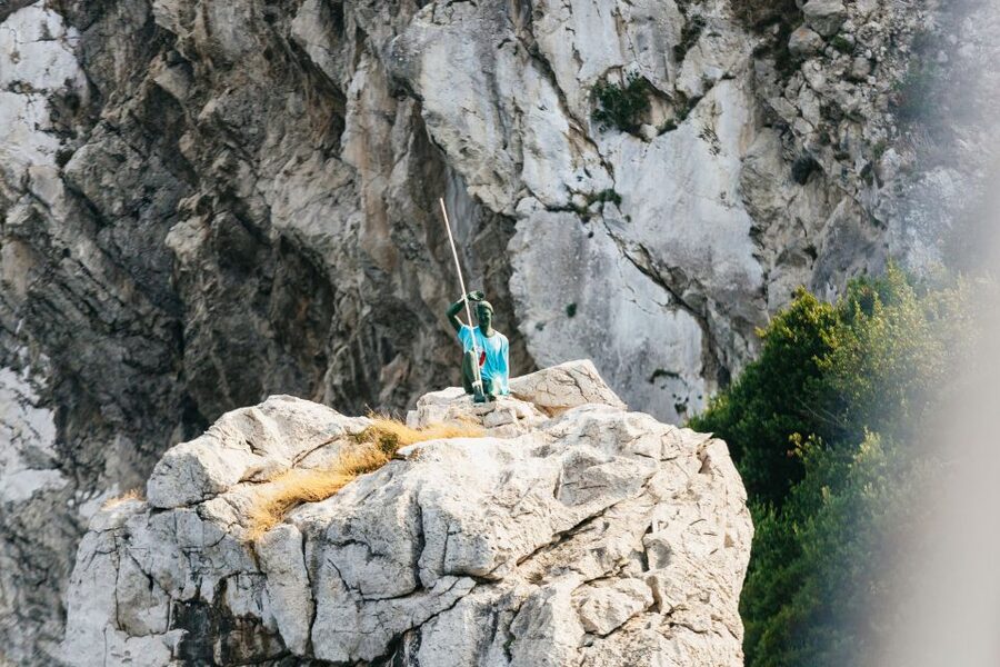 Capri: Island Boat Trip with Grottos - Getting On Board: Meeting Points and What to Expect Before Departure