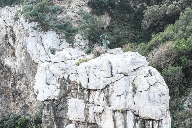 Capri Mini Cruise and City Sightseeing Day Trip from Naples - Piazetta di Capri and about 4 hours on your own: where to start and what to do