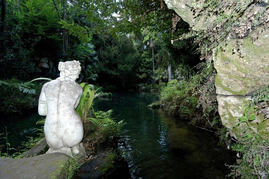 Caserta: Royal Palace of Caserta Ticket and Guided Tour - Royal Apartments: Salon of Alexander the Great, Bodyguards, and the Throne Room