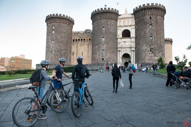 Central Naples Bike Tour - Traffic reality, hills, and the e-bike decision