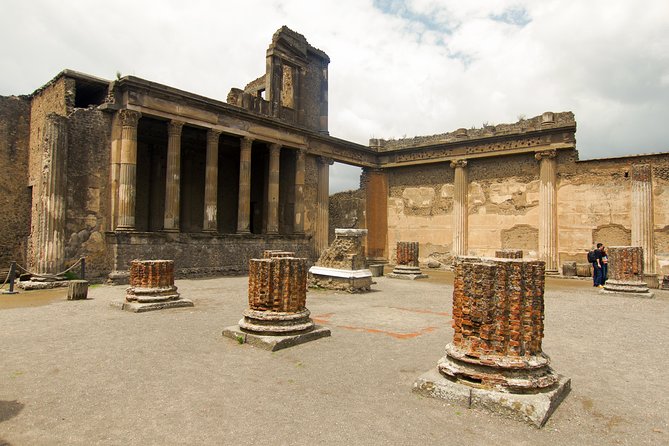 Complete Pompeii Skip the Line Tour with Archaeologist Guide - Practical Tips So You Enjoy It More