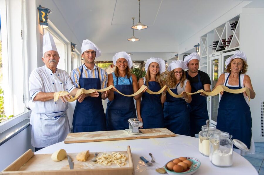 Cooking class: How to make Ravioli, Tagliatelle & Tiramisù! - Making ravioli and tagliatelle the hands-on way