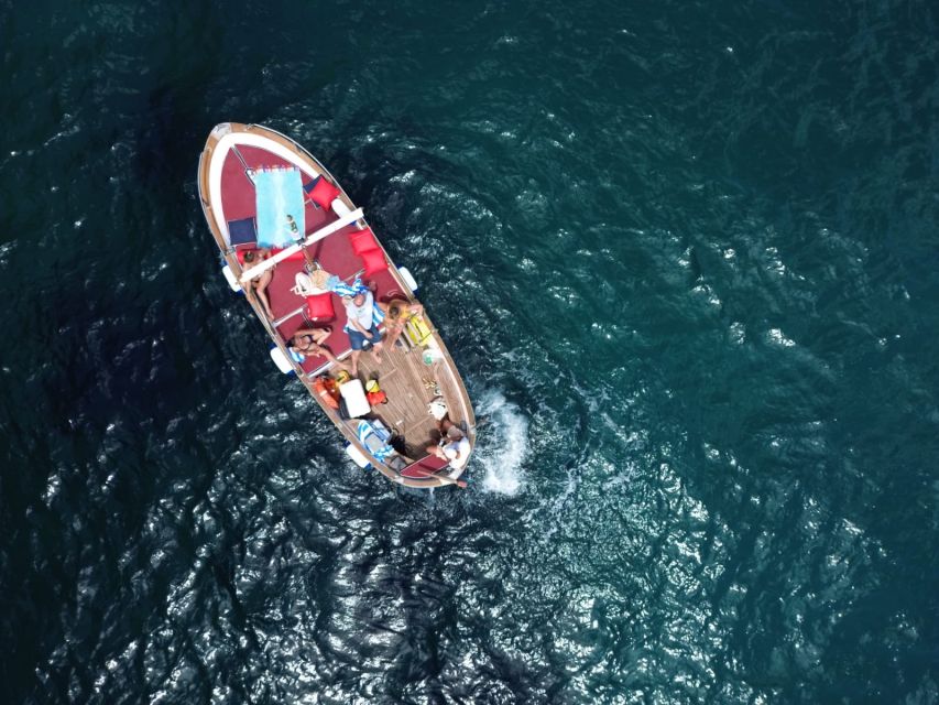 Esperienza Privata a Capri in Barca con Gozzo Classico 3H - Key highlights worth planning around