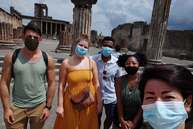 Explore Pompeii Half Day Highlights Tour with Pickup from Naples - Casa dei Vettii Frescoes: Where the Ruins Still Look Alive