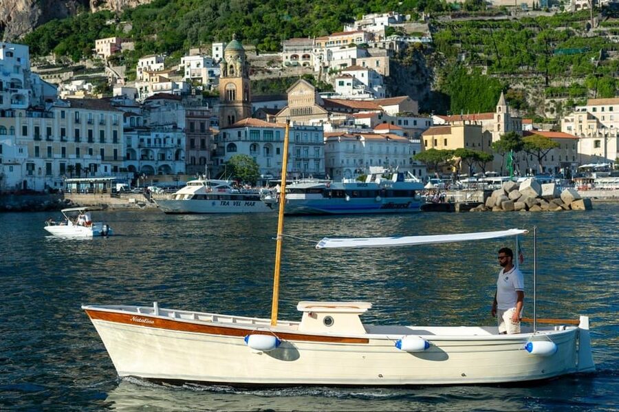 From Amalfi: Amalfi - Positano - Coast boat tour - From Atrani to Minori and Maiori, plus Pandora Cave and Cavallo Morto