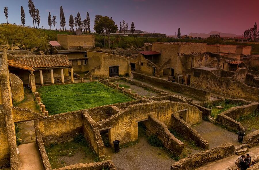 From Amalfi Coast: Pompeii Herculaneum skip-the-line - Key things to know before you go