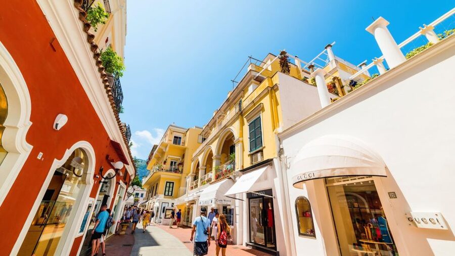 From Amalfi: Li Galli and Capri Islands Boat Tour - The staff factor: why Alessandro, Captain Mello, and Alessandra matter