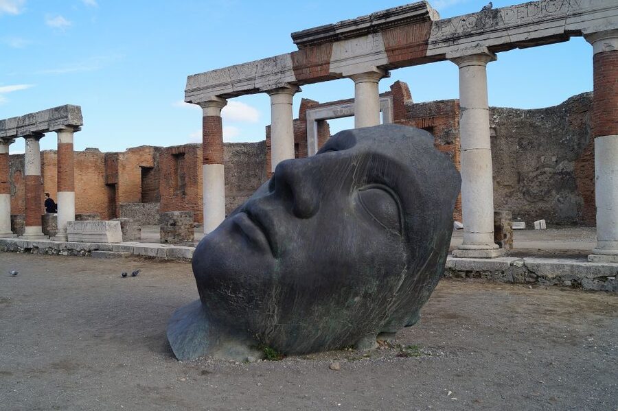 From Amalfi: Pompeii and Mount Vesuvius Private Day Trip - Comfort, timing, and what to bring for a full 7-hour outing