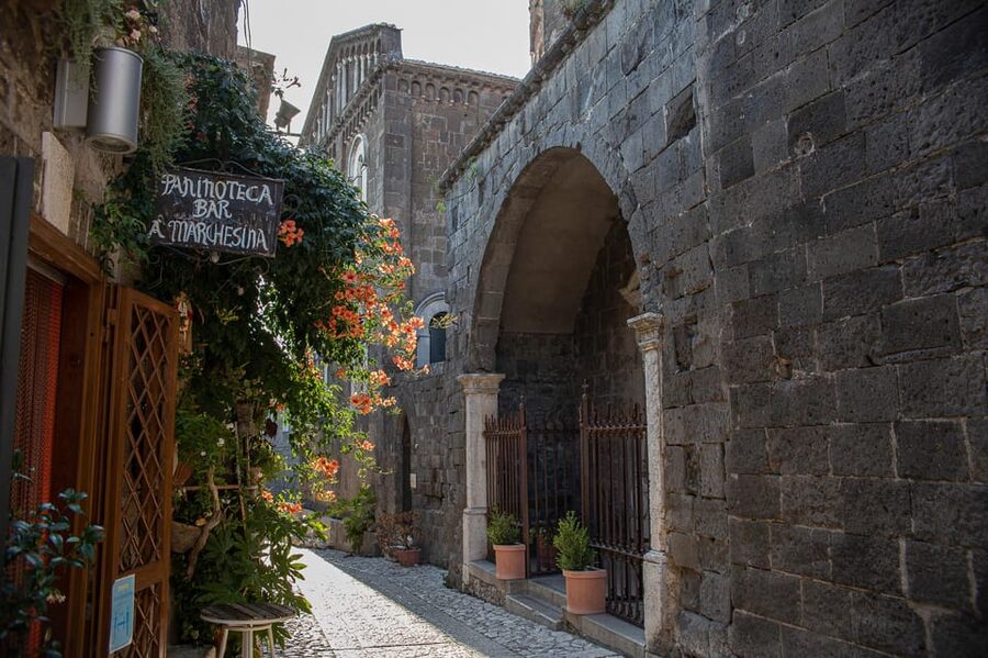 From Caserta: e-bike tour and visit to Casertavecchia - Start line: Via Giambattista Vico 17 and getting set up fast