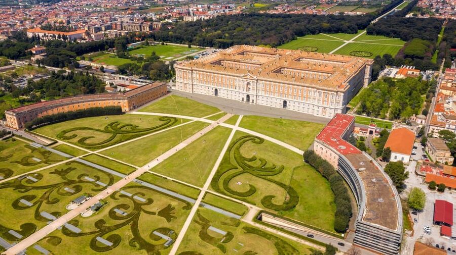 From Naples: All-inclusive tour to the Royal Palace of Caserta with expert guide - Entering the Royal Palace: apartments, Throne Room, and Bourbon rooms