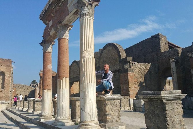 From Naples: Amalfi Coast & Pompeii Small Group Tour - Amalfi Town Time: Cathedral Stop, Limoncello Tasting, and Real Strolls